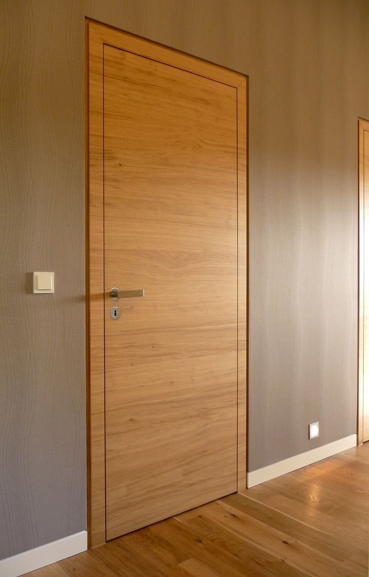 Moderne Innentür aus Holz